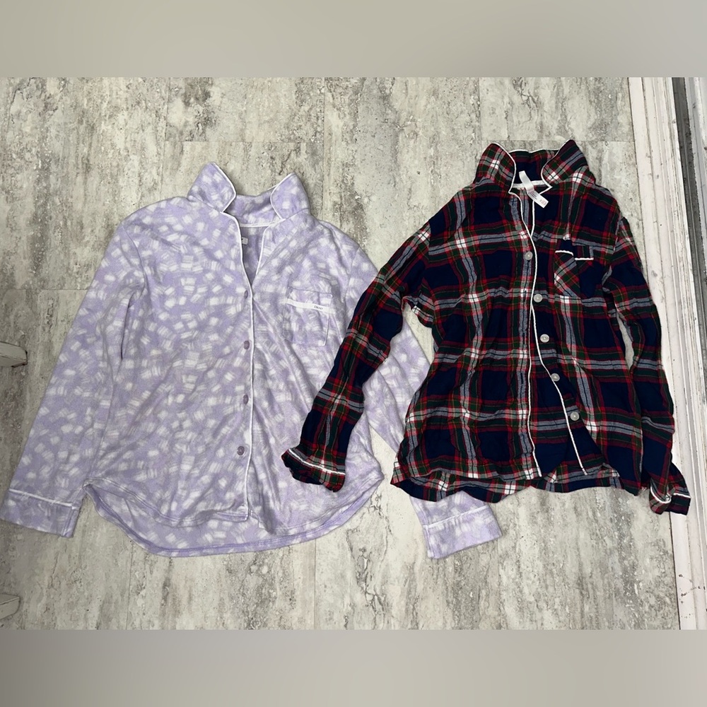 Sets of pajamas tops